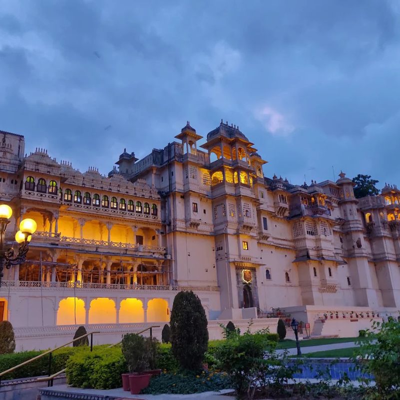 Udaipur Royal Lakes & Heritage Group Getaway