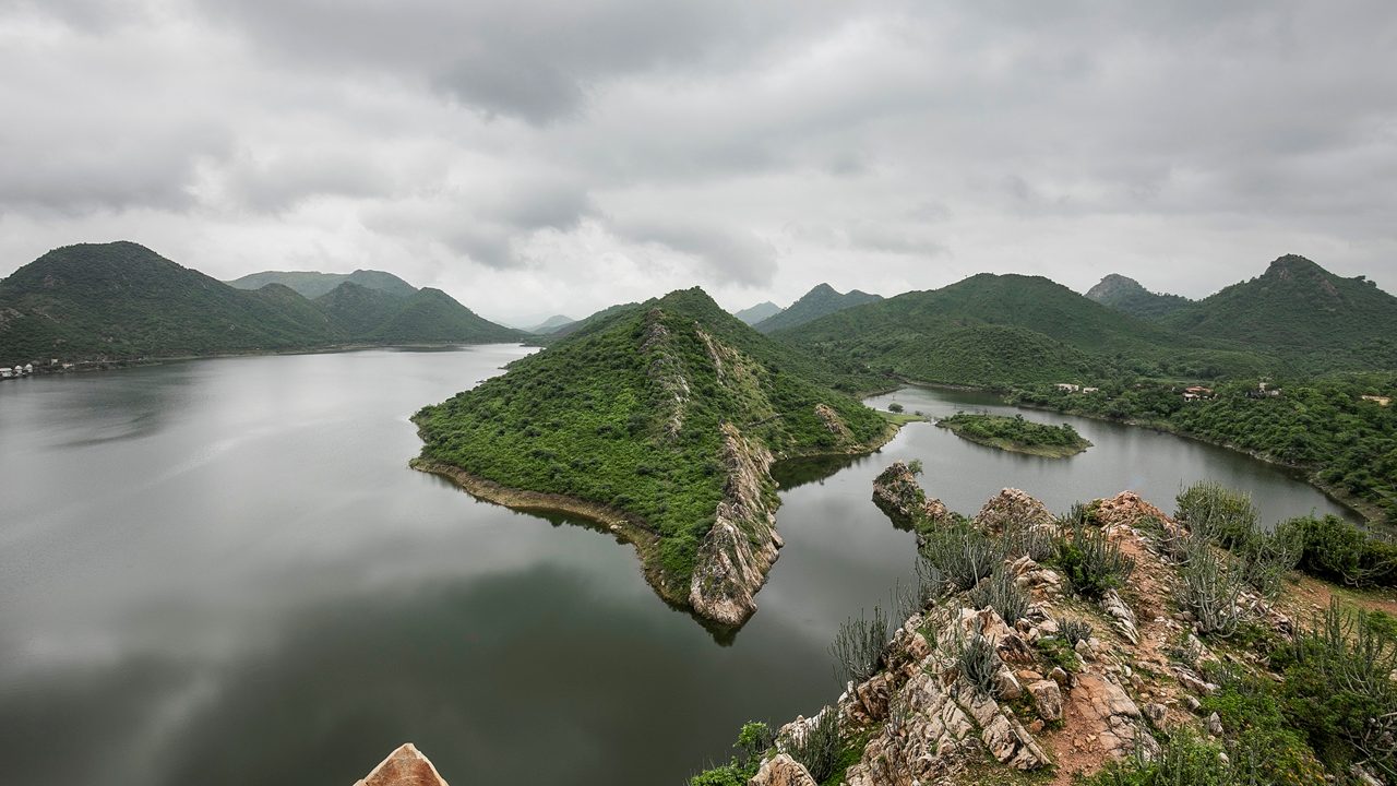 Udaipur Royal Lakes & Heritage Group Getaway